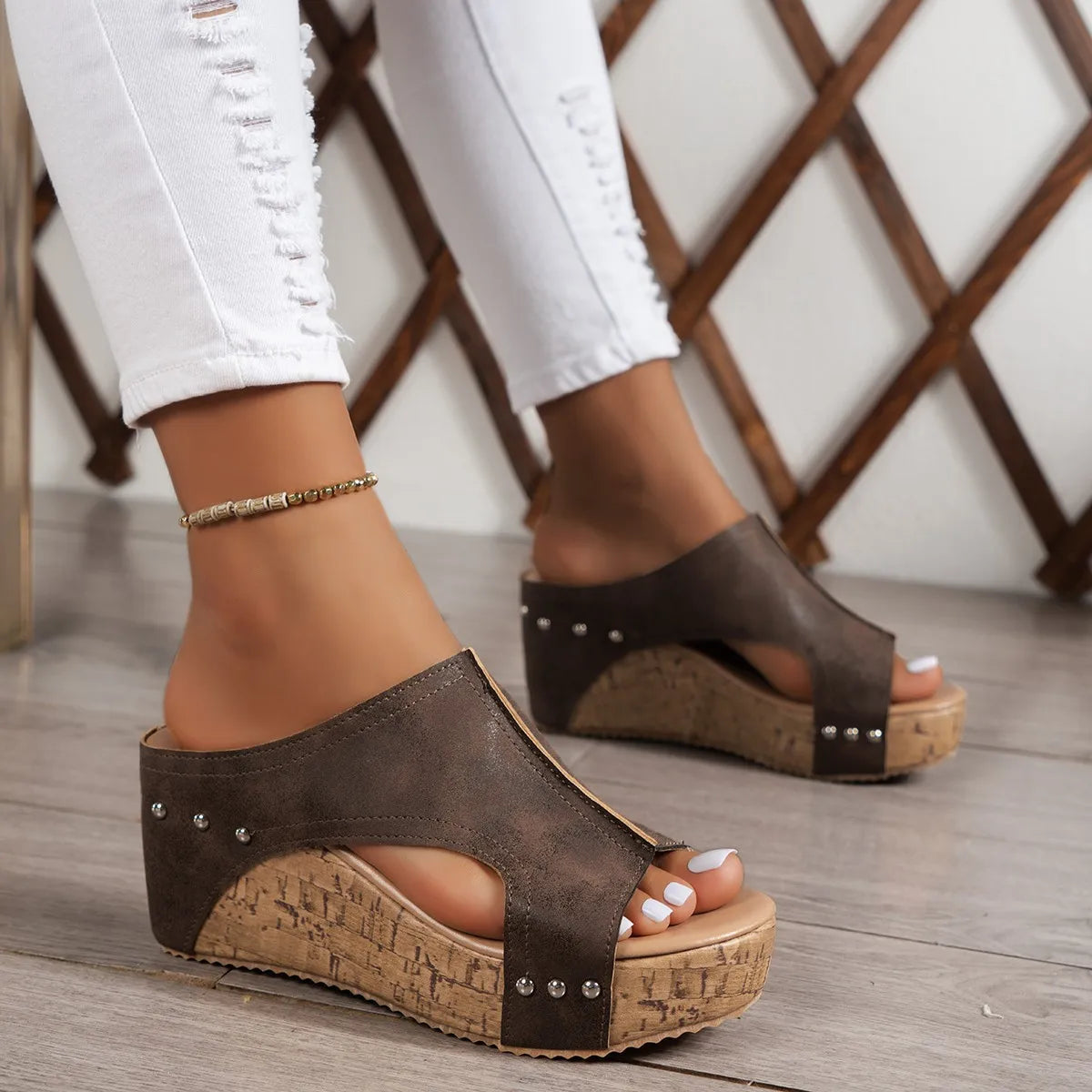 Women's Non-Slip Open Toe Cutout Wedge Sandals Cork Platform Mules Comfortable Breathable Summer Footwear