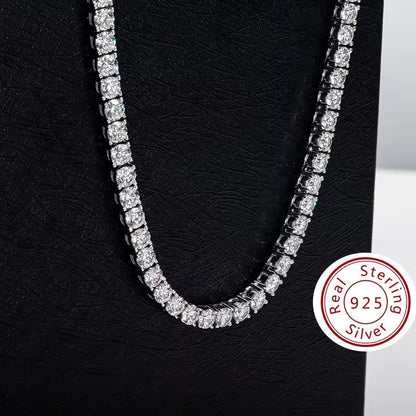 A natural high-quality S925 silver tennis necklace that can be worn on daily holidays and is the best choice for Valentine's Day