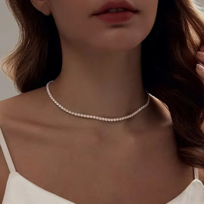 A natural high-quality S925 silver tennis necklace that can be worn on daily holidays and is the best choice for Valentine's Day