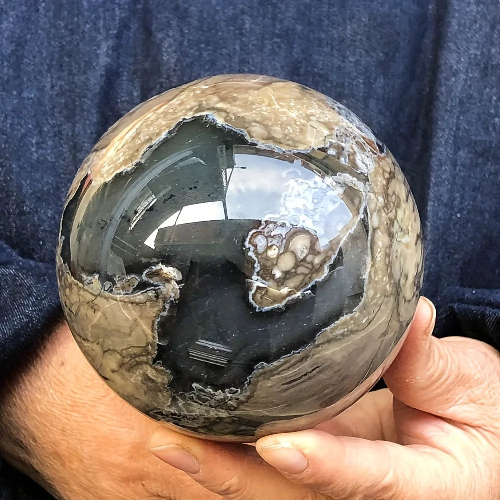 1 UV-reactive volcanic agate ball - luminescent green fluorescent crystal with clusters, volcanic stone home decor