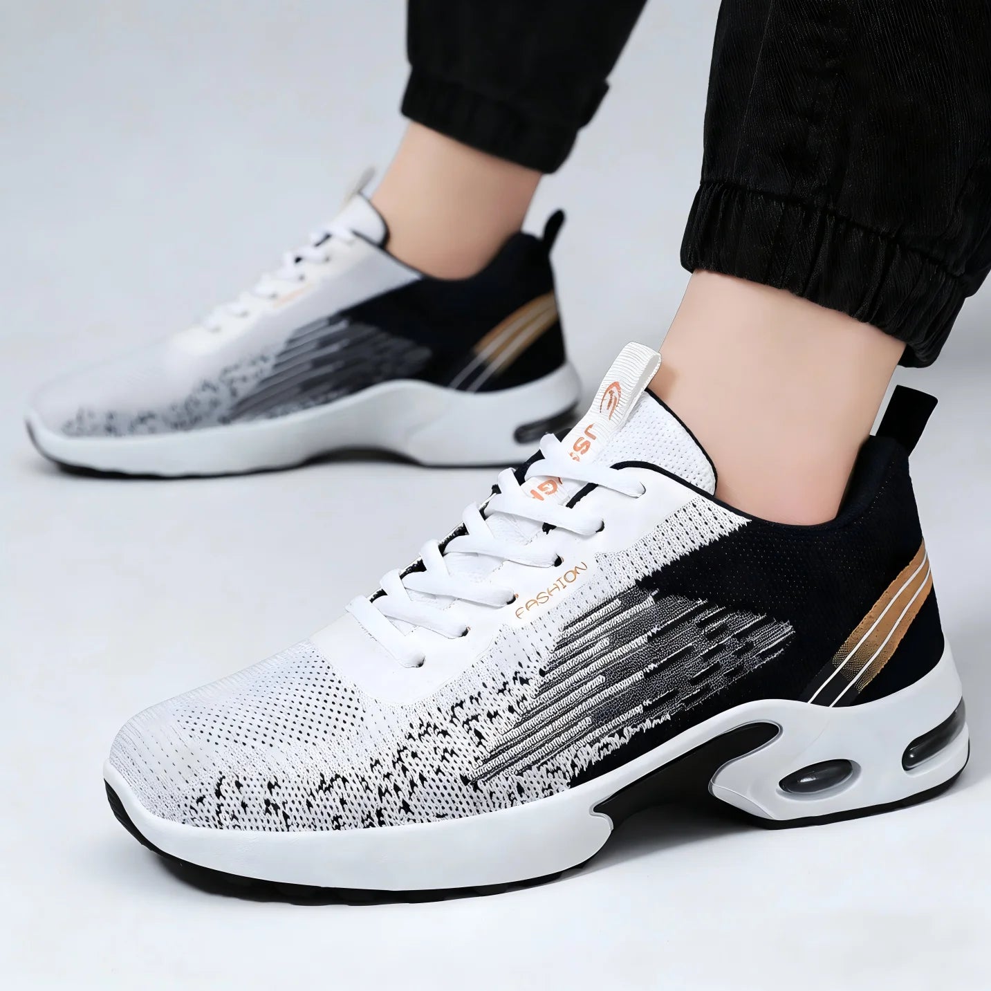 Men's Fashionable Running Shoes Breathable Mesh Air Cushion Support for Gym And Daily Wear